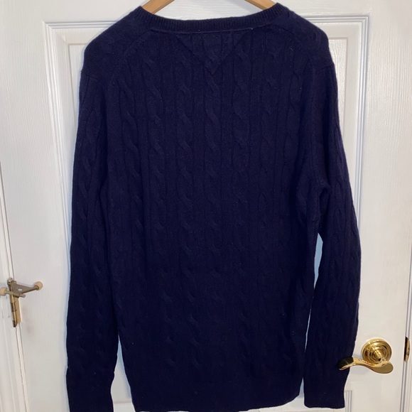 Men’s Tommy Hilfiger Cable Knit Sweater - Picture 2 of 2